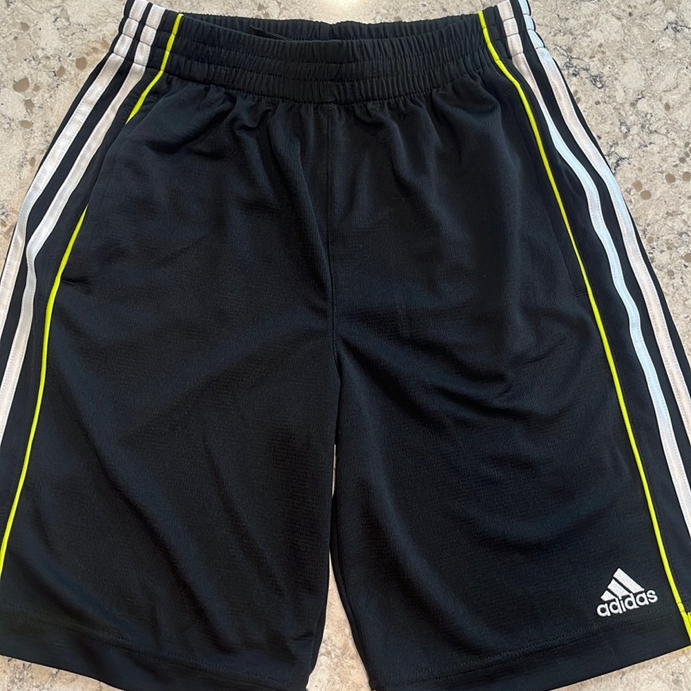 Adidas shorts 14/16